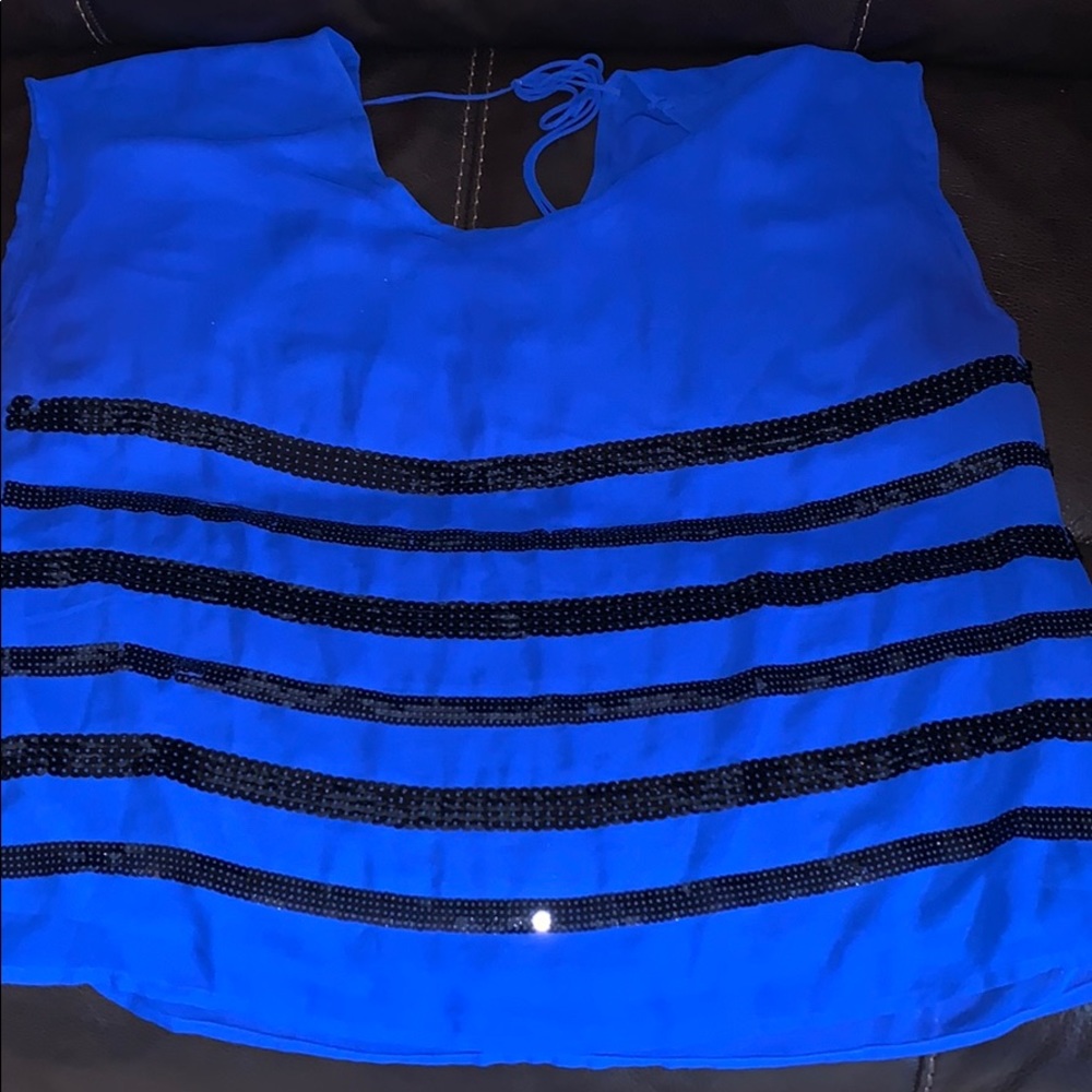 BUNDLE 3 FOR $15 Ana blouse